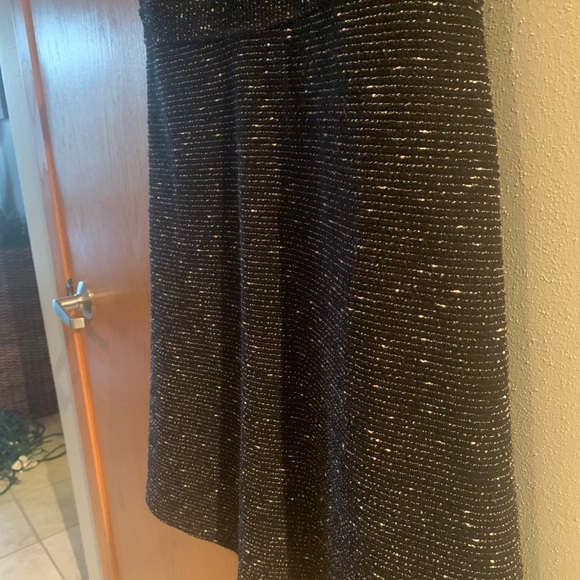 Loft A-line black and white knit weave dress. - Picture 6 of 8